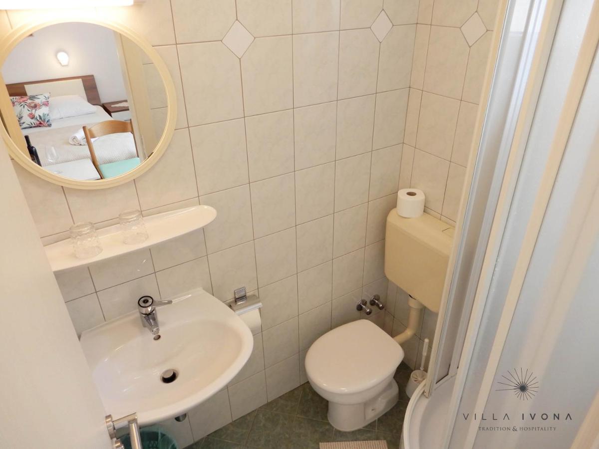 Bed And Breakfast Ivona Baska Voda Exterior photo